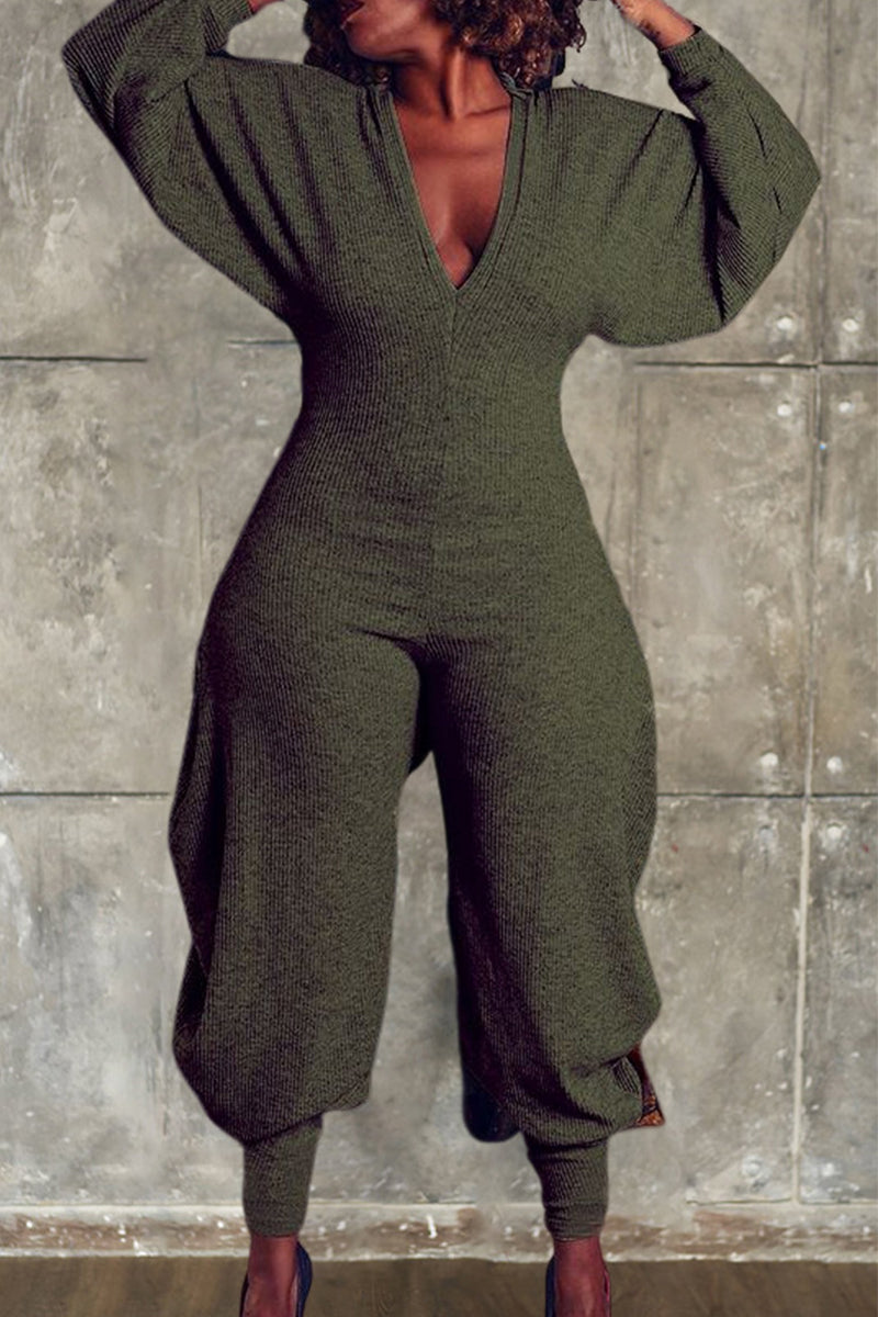 Sophisticated Garment with a Clean Classic Look