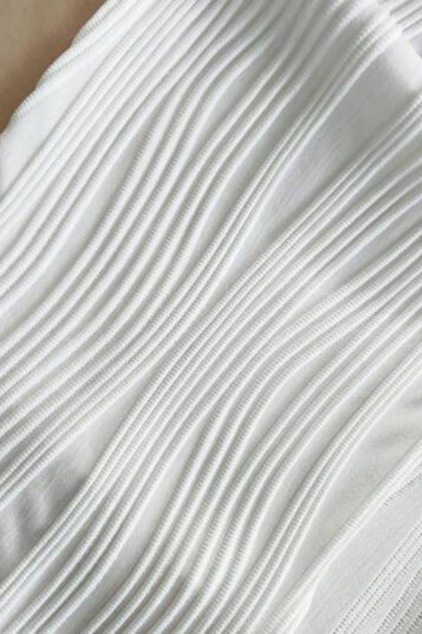 Beautifully Finished Garment in a Timeless Design