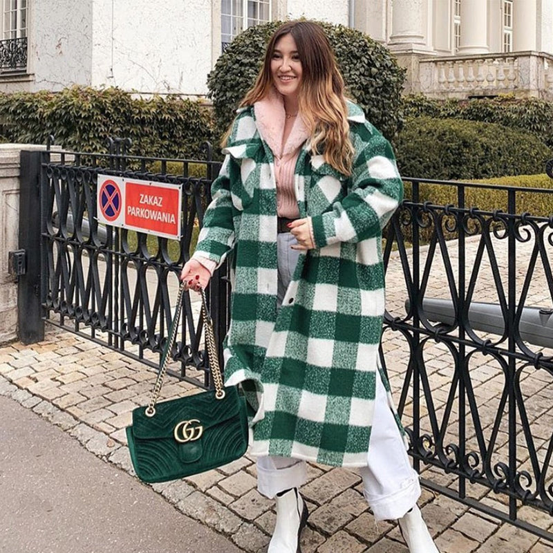 Sophisticated Coat with a Clean Classic Look