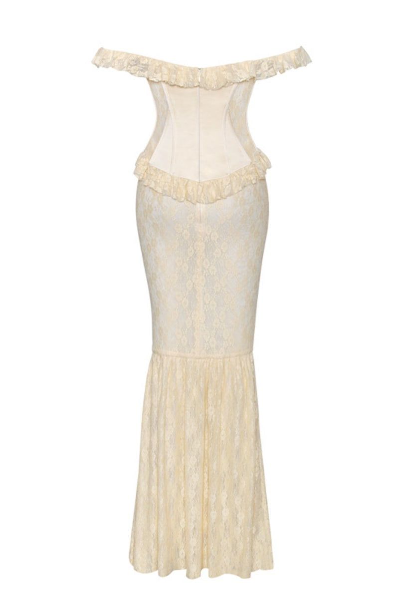 Effortlessly Elegant Dress with a Timeless Design