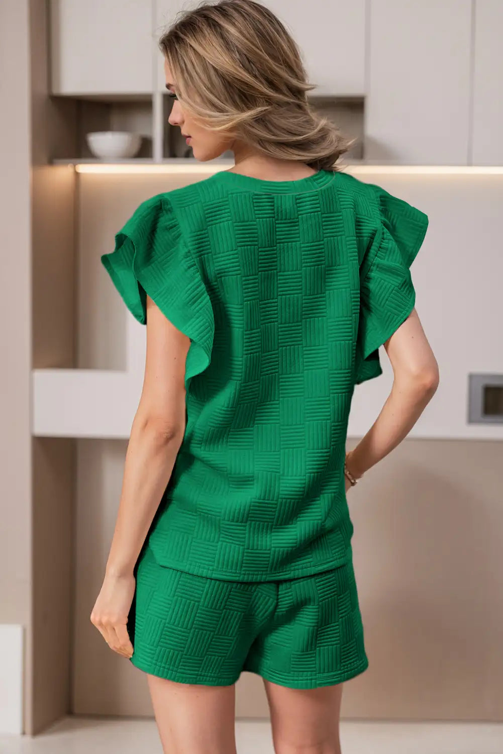 Effortlessly Elegant Garment with a Timeless Design