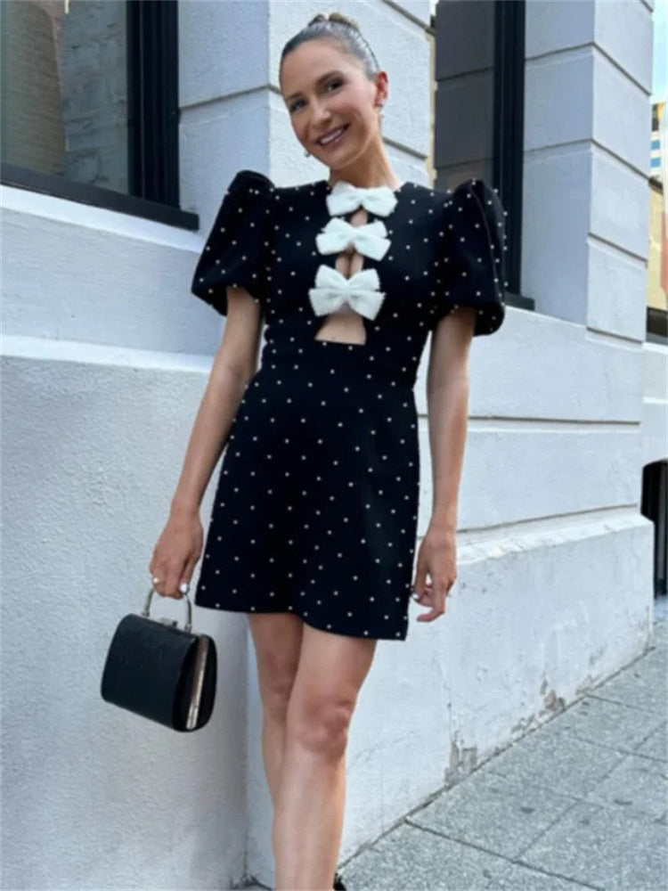 Gracefully Styled Dress for Any Occasion
