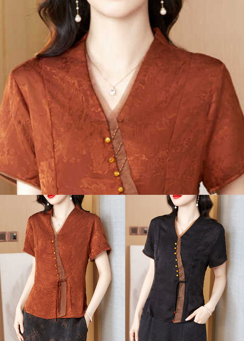 Beautifully Finished Blouse in a Timeless Design