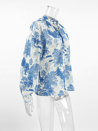 Sophisticated Blouse with a Clean Classic Look