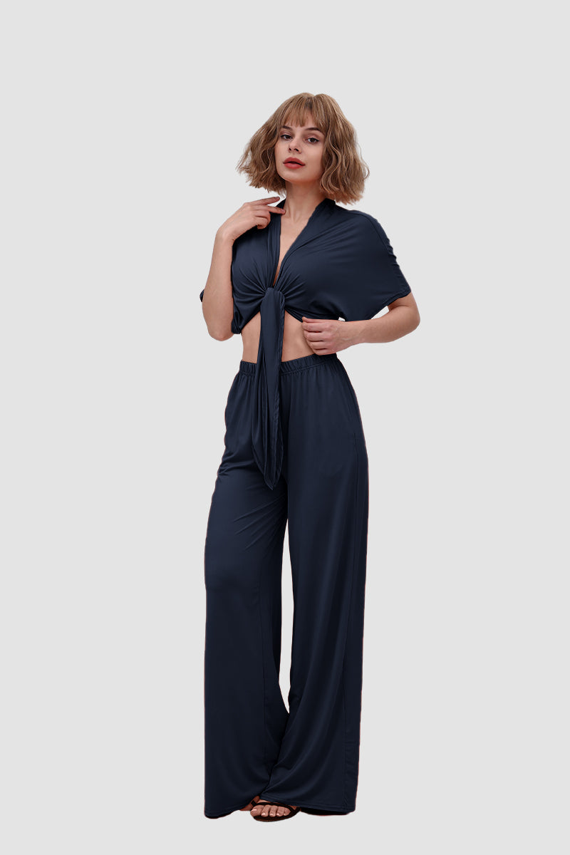 Well Tailored Pants with a Graceful Silhouette