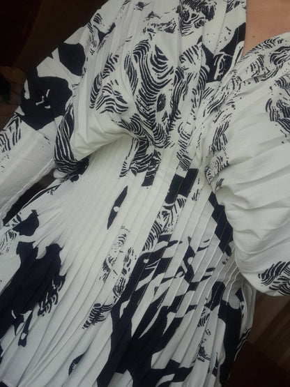 A Vintage Style Blouse with Delicate Timeless Details