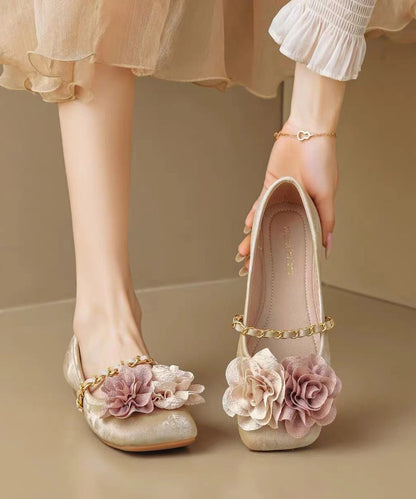 A Vintage Style Shoes with Delicate Timeless Details