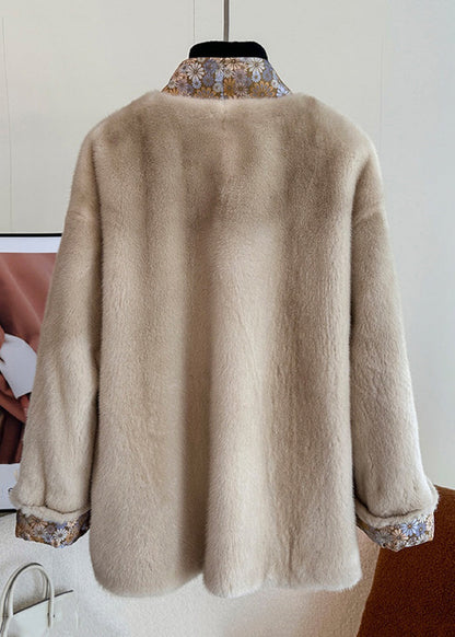 Gracefully Styled Coat for Any Occasion