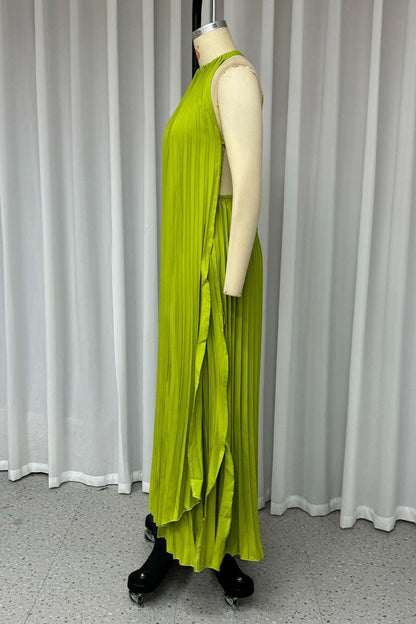 Beautifully Crafted Garment in a Classic Style