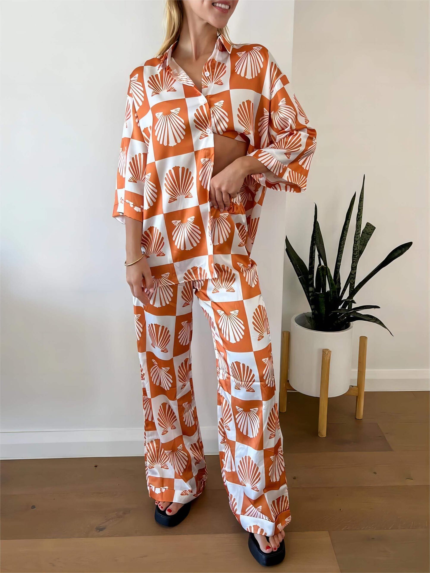 Classic Vintage Pants with a Flattering Fit