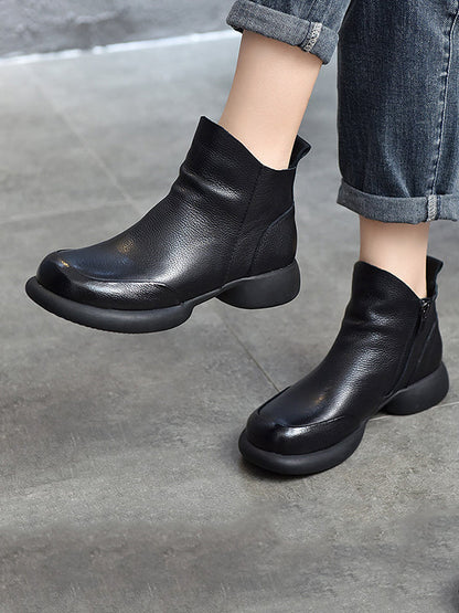 Beautifully Finished Boots in a Timeless Design