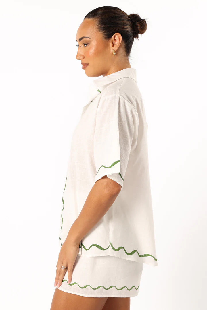 Sophisticated Garment with a Clean Classic Look