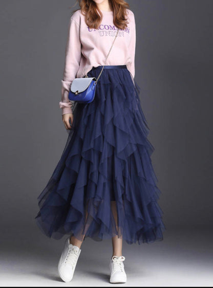 Well Tailored Garment with a Graceful Silhouette