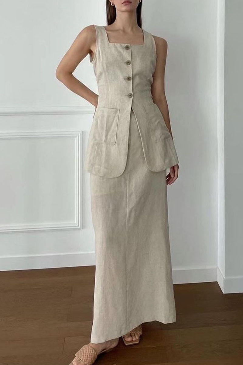 Beautifully Finished Garment in a Timeless Design