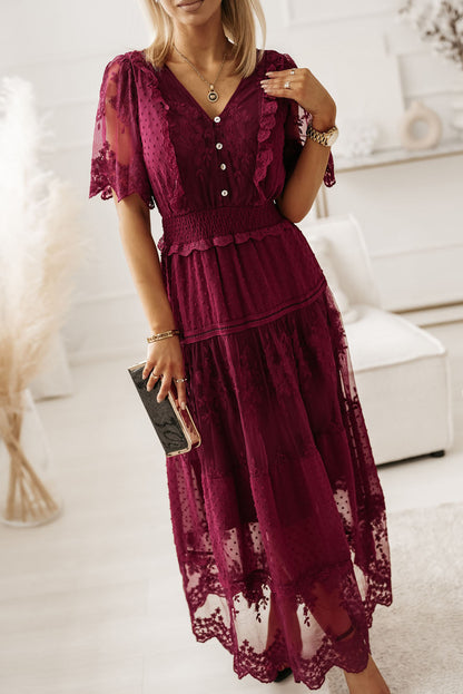 Well Tailored Dress with a Graceful Silhouette