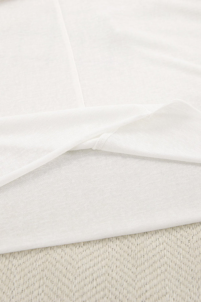 Sophisticated Garment with a Clean Classic Look