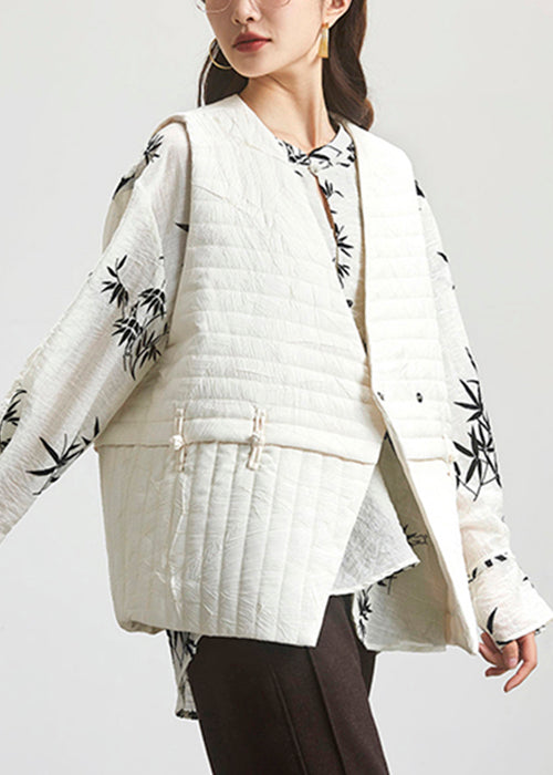 Gracefully Styled Coat for Any Occasion