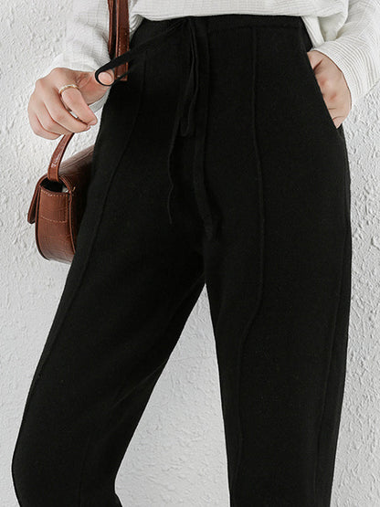 Well Tailored Pants with a Graceful Silhouette