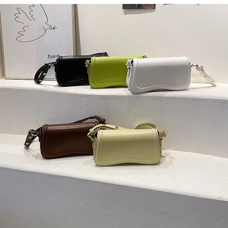 Elegantly Styled Bag for Everyday Wear