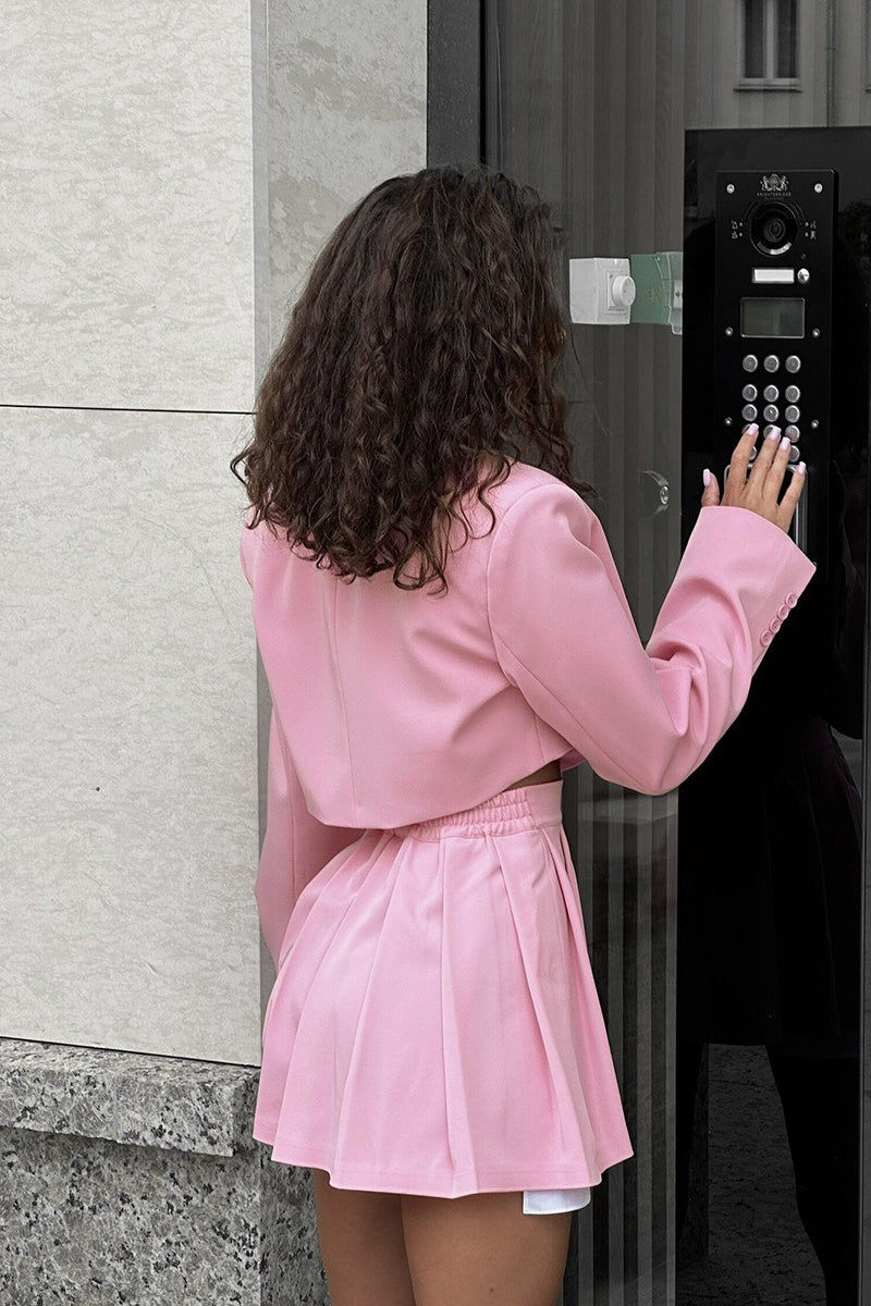 Classic Vintage Garment with a Flattering Fit