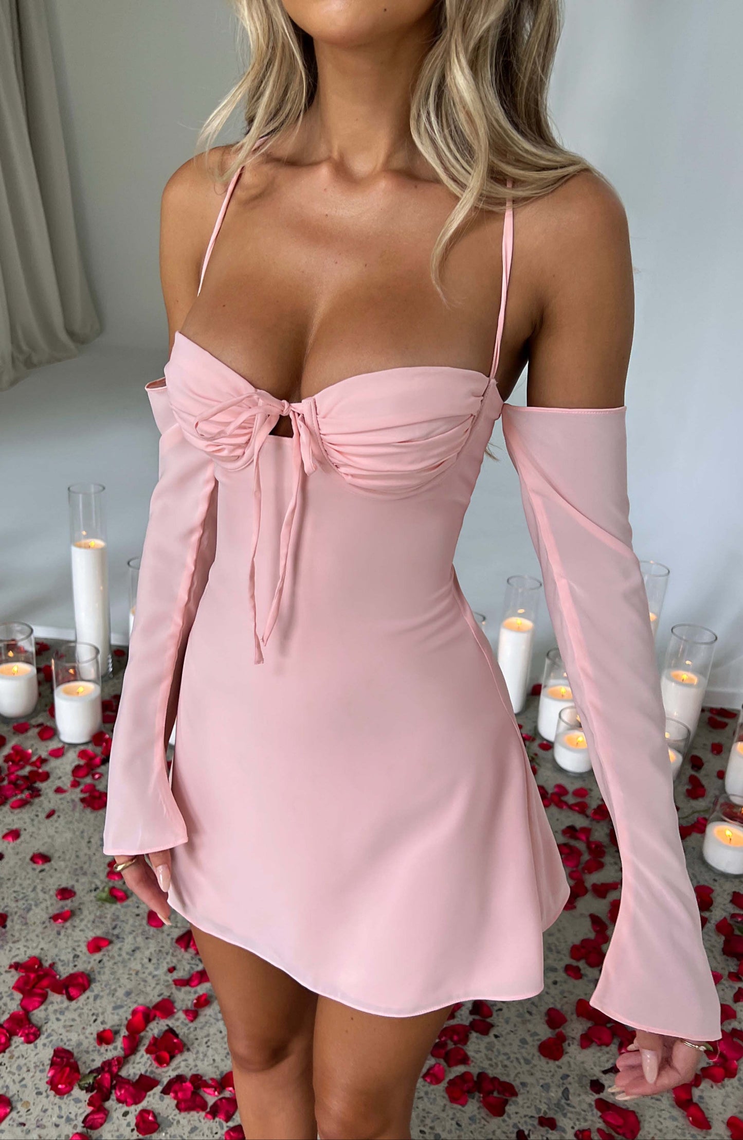 Gracefully Styled Dress for Any Occasion