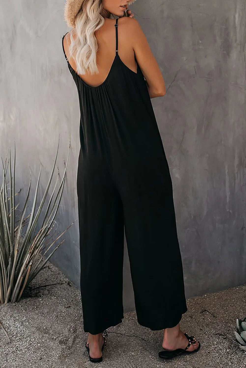 Sophisticated Garment with a Clean Classic Look