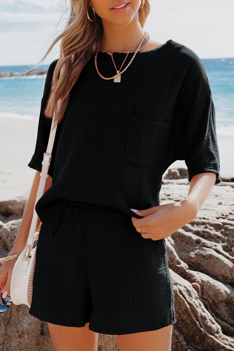 Effortlessly Elegant Garment with a Timeless Design