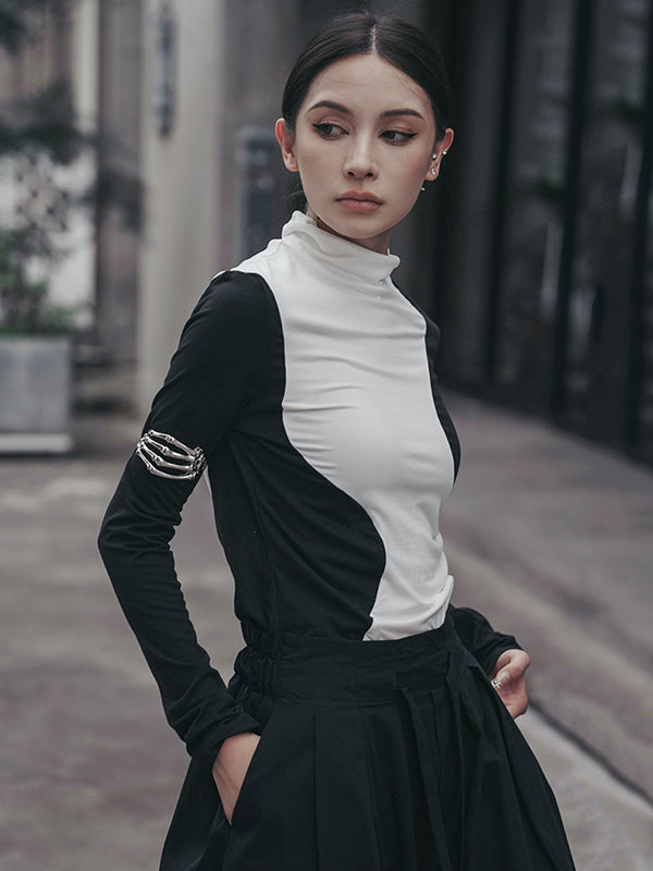 Effortlessly Elegant T-Shirt with a Timeless Design