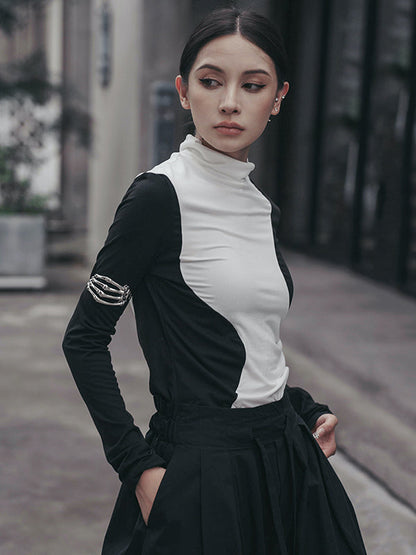 Effortlessly Elegant T-Shirt with a Timeless Design