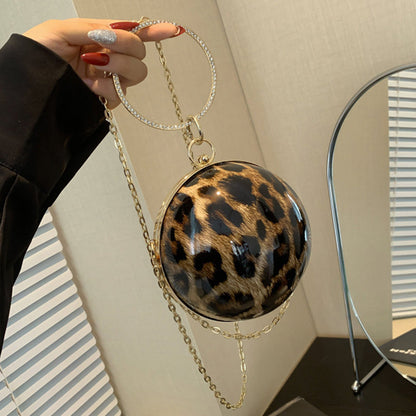 Elegantly Styled Bag for Everyday Wear