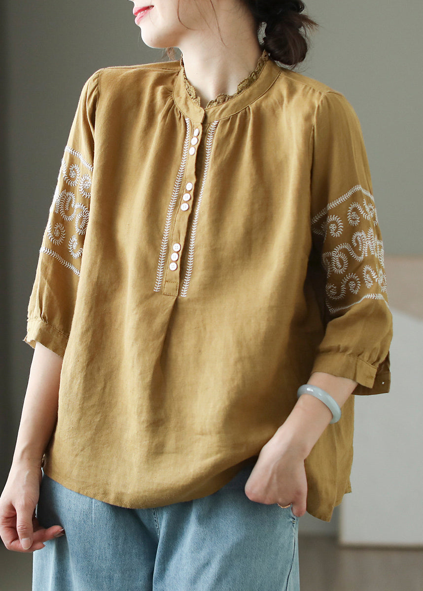 Polished Blouse with an Effortless Classic Look