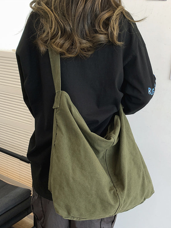 Classic Vintage Bag with a Flattering Fit