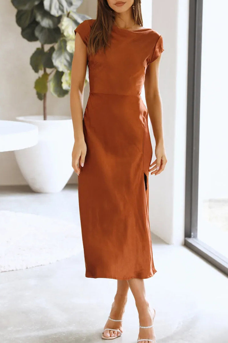 Well Tailored Dress with a Graceful Silhouette