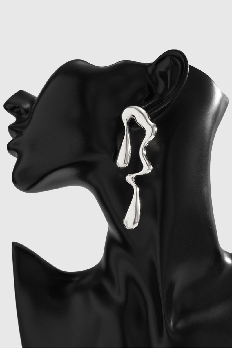 Beautifully Finished Garment in a Timeless Design