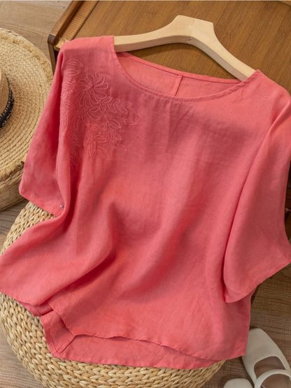 Elegantly Styled Blouse for Everyday Wear