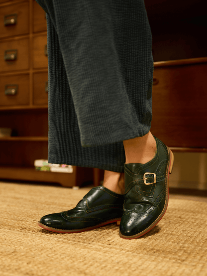 Effortlessly Elegant Garment with a Timeless Design