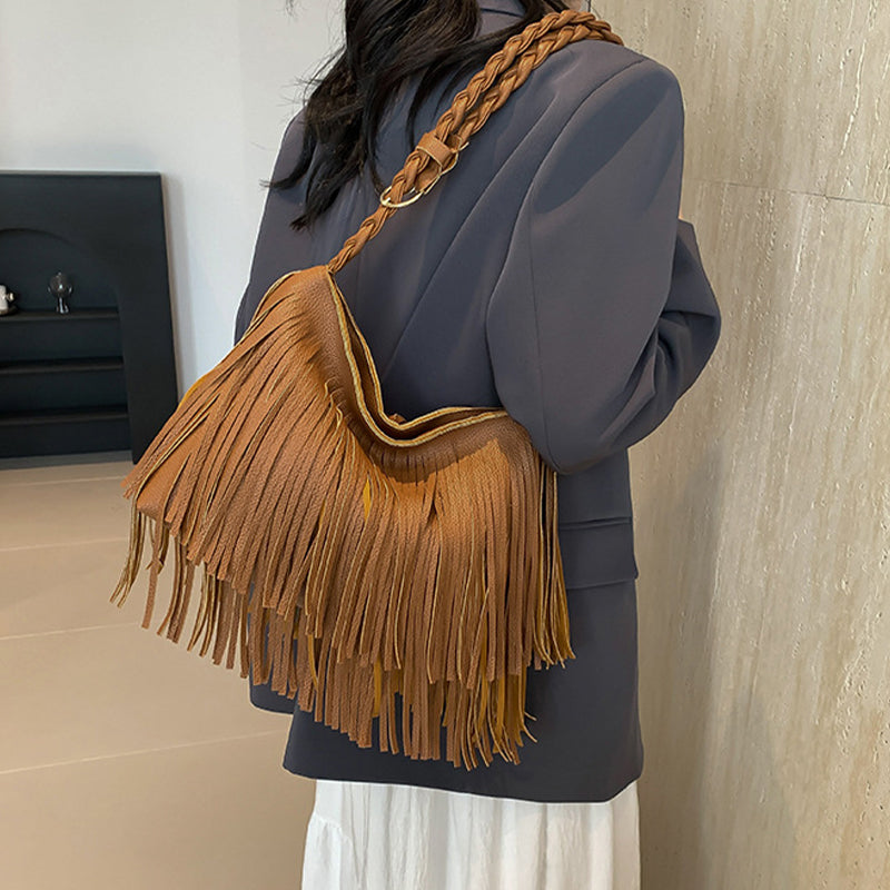 Beautifully Finished Bag in a Timeless Design