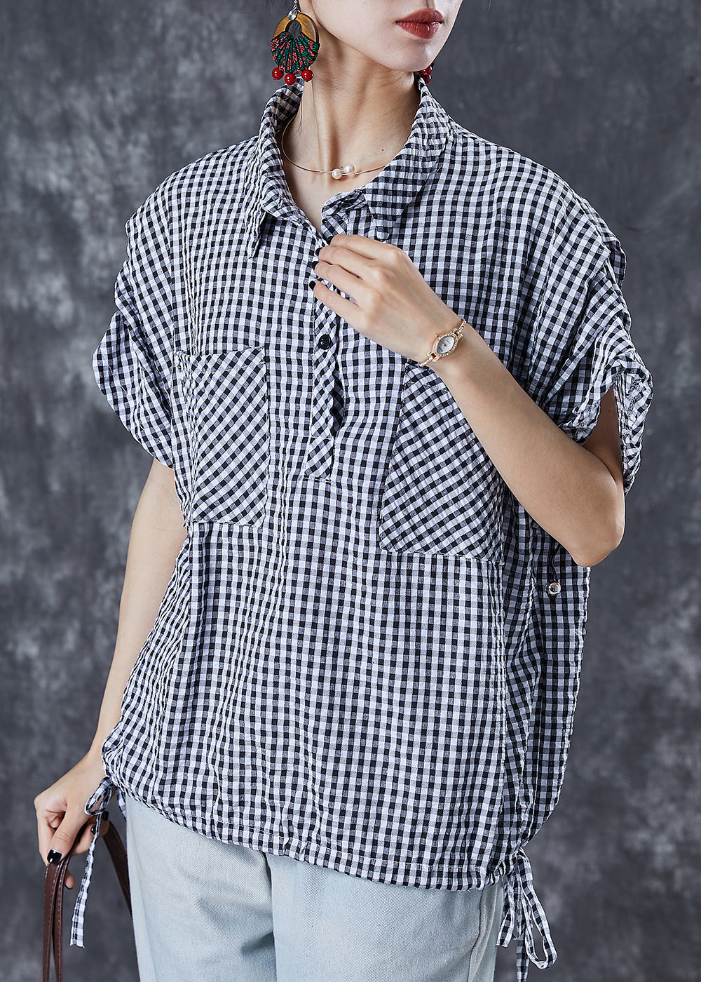 Classic Vintage Shirt with a Flattering Fit