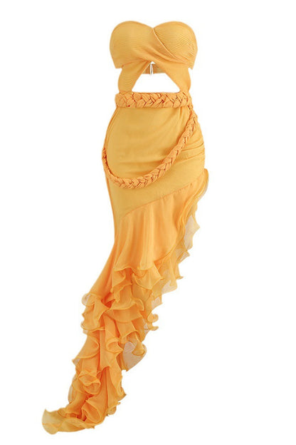 Gracefully Styled Dress for Any Occasion