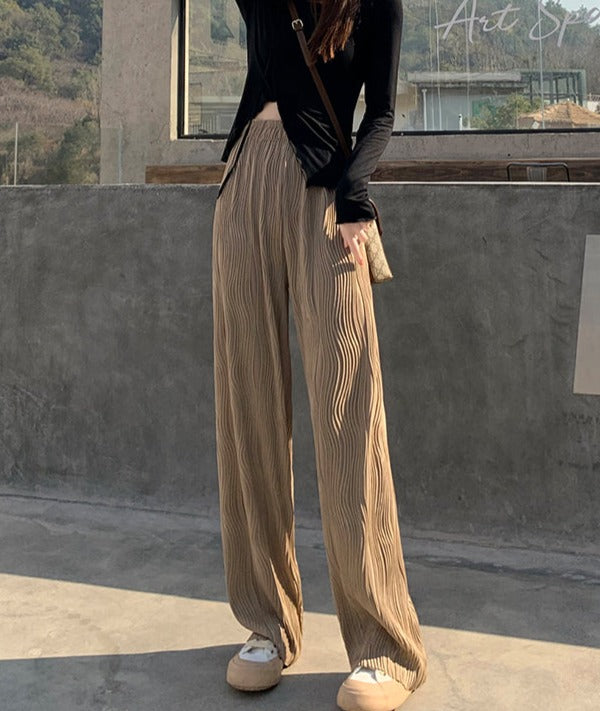 Beautifully Finished Pants in a Timeless Design