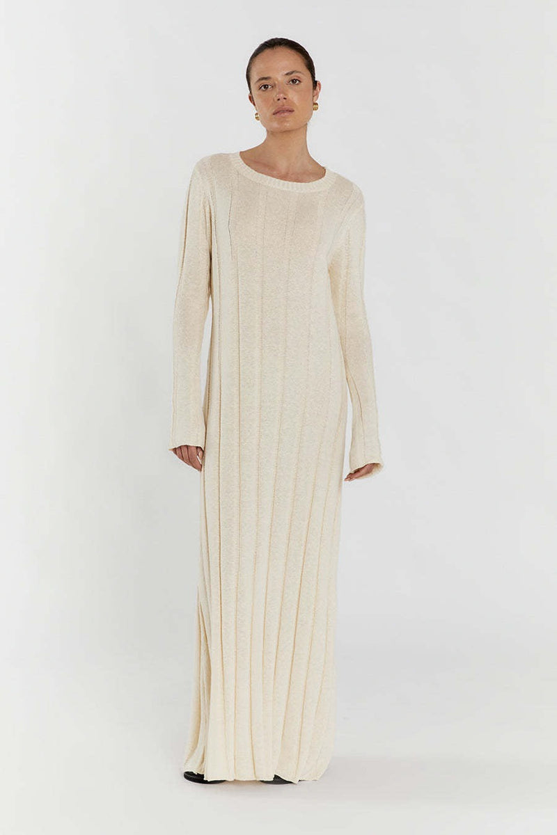 Beautifully Finished Sweater in a Timeless Design