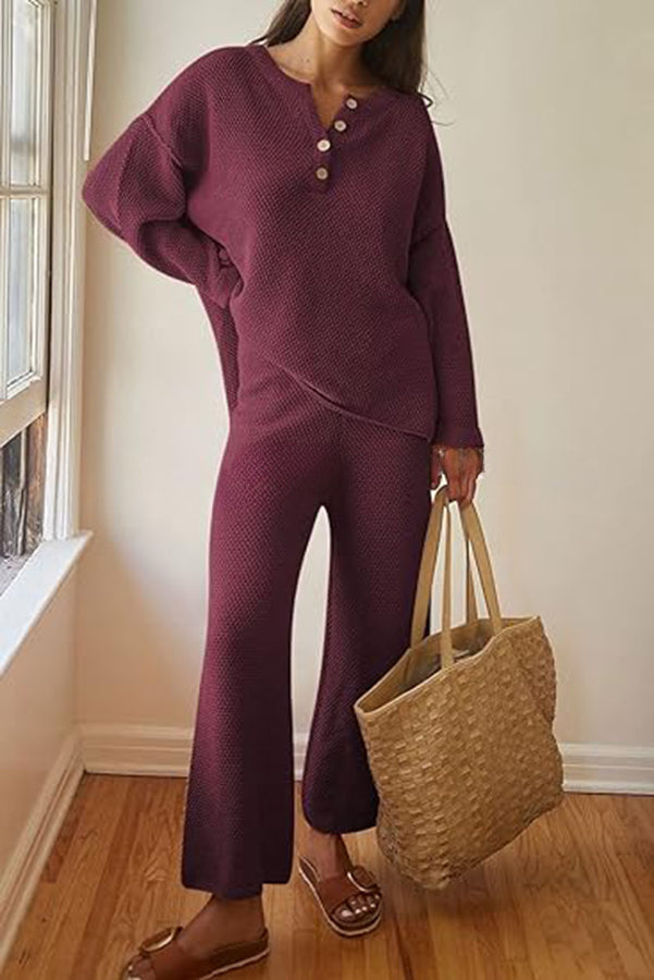 Beautifully Finished Top in a Timeless Design