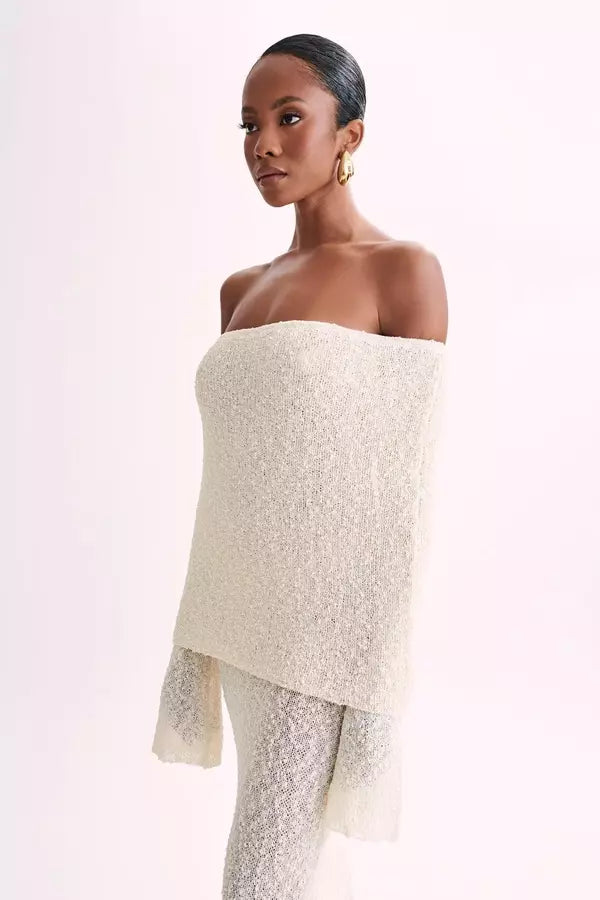 Beautifully Finished Garment in a Timeless Design