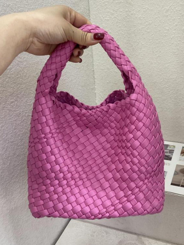 Beautifully Finished Bag in a Timeless Design