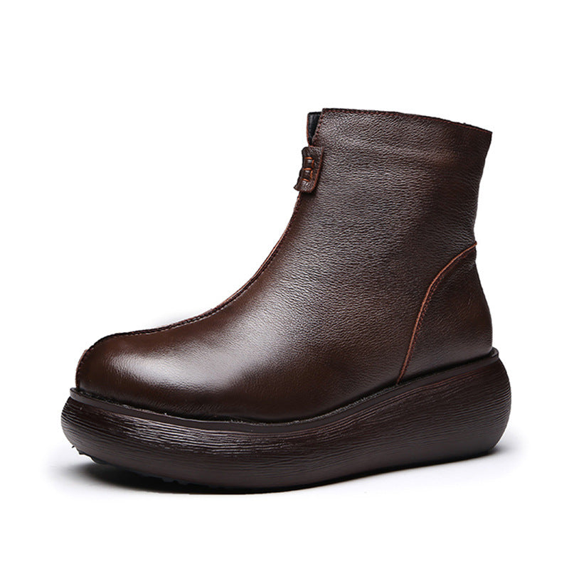 Elegantly Styled Boots for Everyday Wear