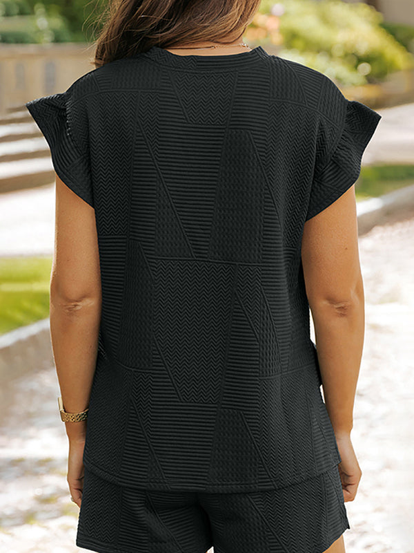 Beautifully Finished T-Shirt in a Timeless Design