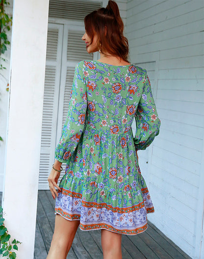 Classic Vintage & Enduringly Stylish Dress