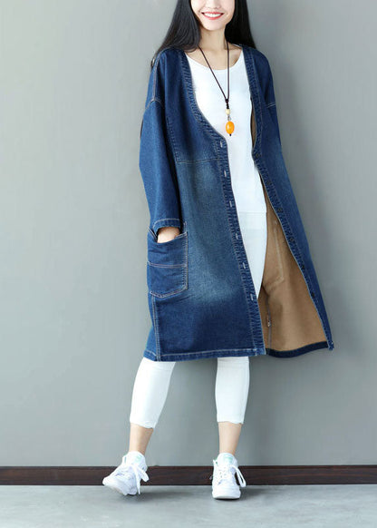 Beautifully Finished Coat in a Timeless Design