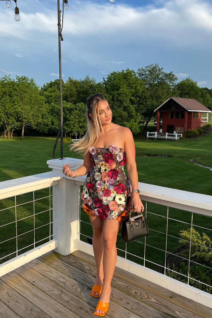 Classic Vintage & Enduringly Stylish Dress