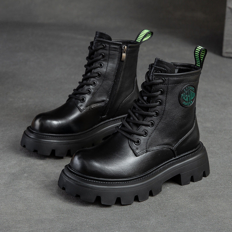 Polished Boots with an Effortless Classic Look